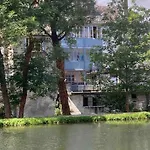 Le « studio Sur La Neste » Dans Le Centre D'arreau Apartmán