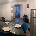 Apartmán Le « studio Sur La Neste » Dans Le Centre D'arreau *