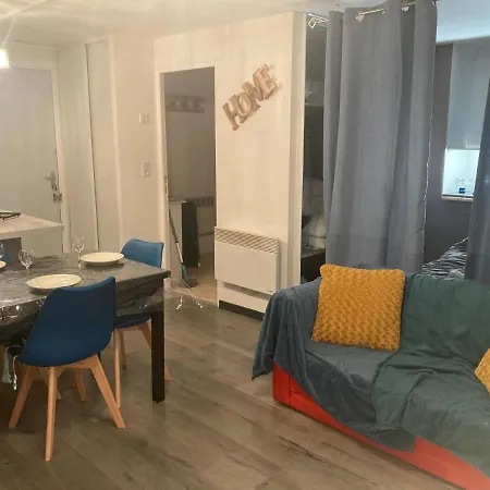 Apartment Le « studio Sur La Neste » Dans Le Centre D'arreau *