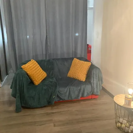 Le « studio Sur La Neste » Dans Le Centre D'arreau Apartment *